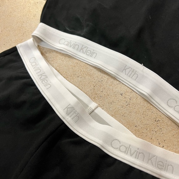 Matching lounge outfit - Picture 4 of 4